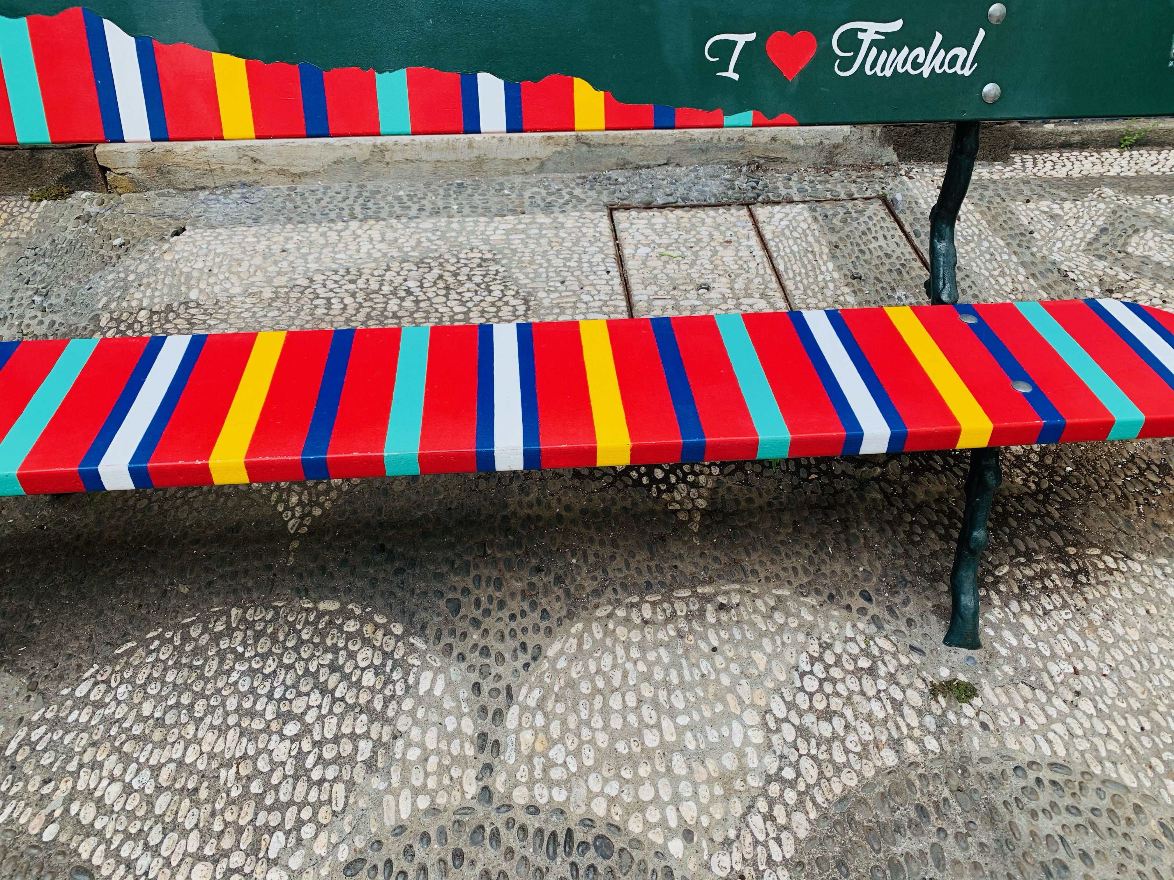 Funchal ☀️❤️☀️
#maderaryszardbaraban #funchal #madera #madeira #przewodnik #polskiprzewodniknamaderze #wycieczki #visitfunchal #visitmadeira #lovemadeira #lovefunchal #portugal #portugalia #wakacje #travel #travelgram #instatravel #photooftheday #foto #polskadziewczyna #polskichlopak #ławka #stolica #warsawgirl #warsawboy #zwiedzanie