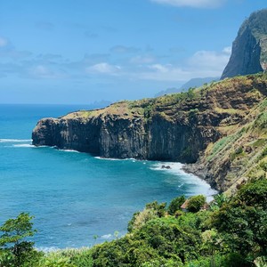 Widoki z Madera-Ryszard Baraban
#maderaryszardbaraban #polskiprzewodniknamaderze #madera #madeiranowordsneeded #visitmadeira #guide #przewodnik #portugal #portugalia #polskadziewczyna #polskichlopak #warsawgirl #warsawboy #travelphotography #travel #photo #photooftheday #tracelgram