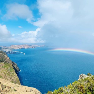 Przepiękne zjawiska natki natury,….Cudo❤️
Wycieczka Wschód .
Zapraszamy i pozdrawiamy
#maderaryszardbaraban #cudanatury #madera #tęcza #madeira #visitmadeira #wycieczki #polskiewycieczkipomaderze #polskiewycieczki #przewodnik #saolourenco #portugalia #portugal #natura #krajobrazy #widoki #polskadziewczyna #polskichlopak #wakacje #photo #photooftheday #instatravel #travelgram #beauty #wyspawiecznejwiosny #urlop #warsawgirl #warsawboy